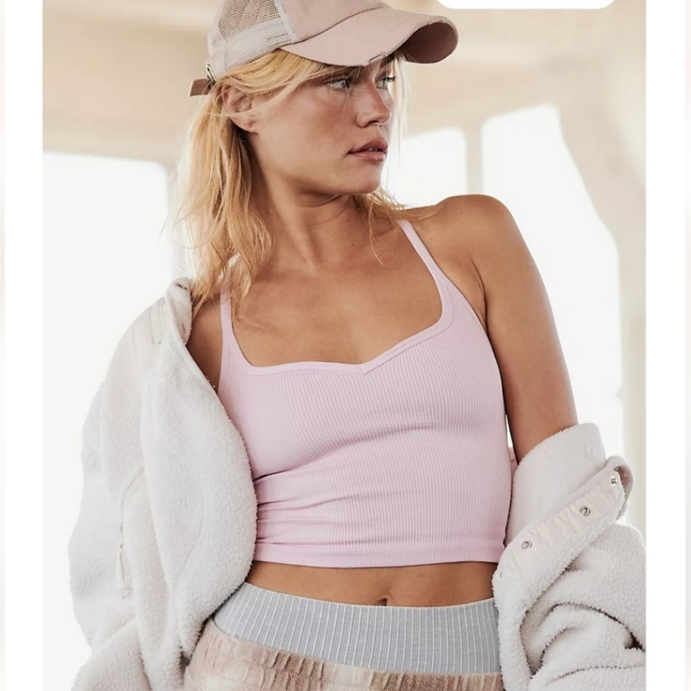 🌟 NWOT 🌟 Free People Happiness Runs Sweetheart Crop